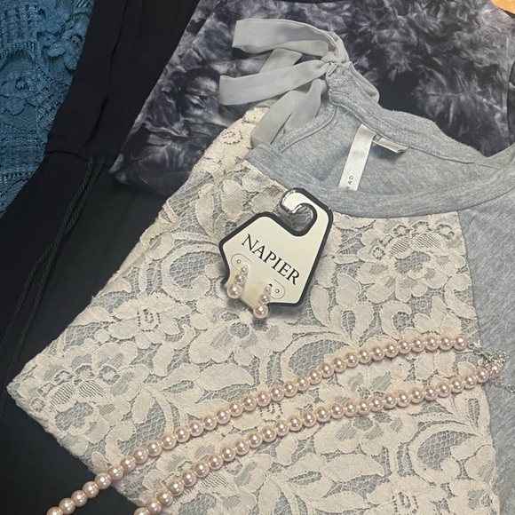 Curated Bundle - Picture 7 of 16